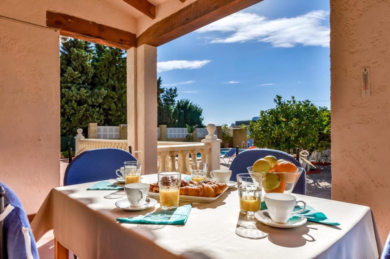 Villas Guzman Ismael Калпе Екстериор снимка