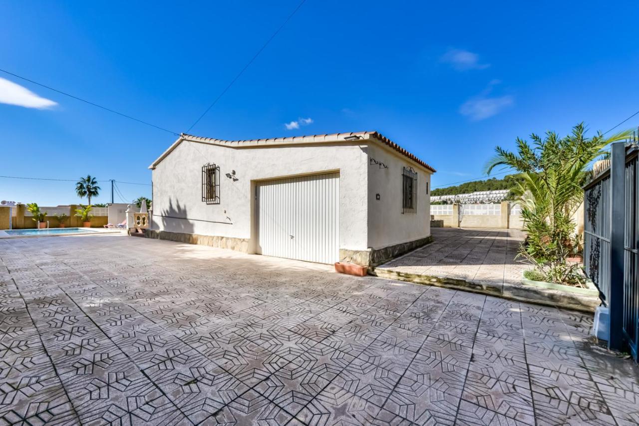 Villas Guzman Ismael Калпе Екстериор снимка