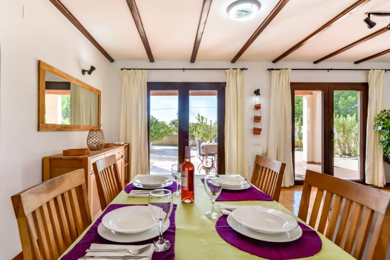 Villas Guzman Ismael Калпе Екстериор снимка